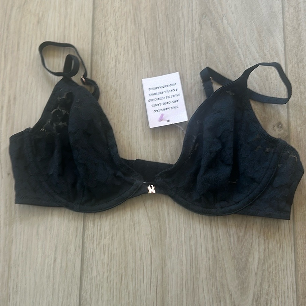 NWT Savage Fenty Bra
